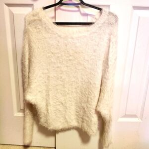 🌺3/$50 White Furry Sweater